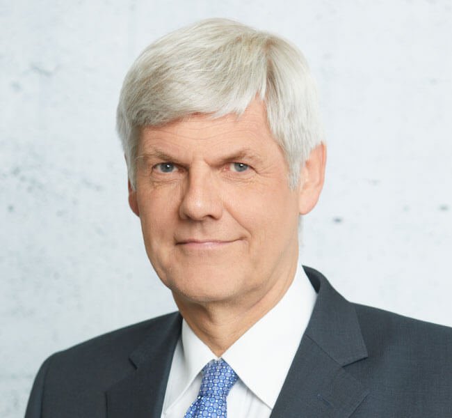 Dr.  Ulrich  Haupt (Partner)