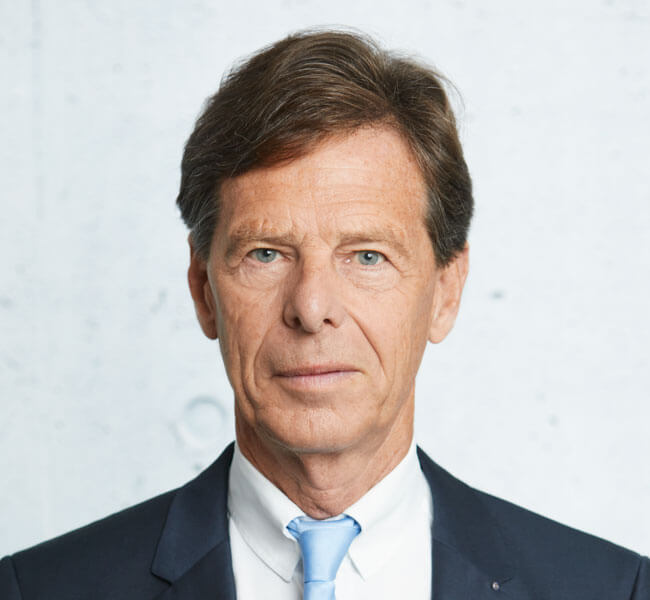 Dr.  Jörg-Rainer  Hens (Partner)
