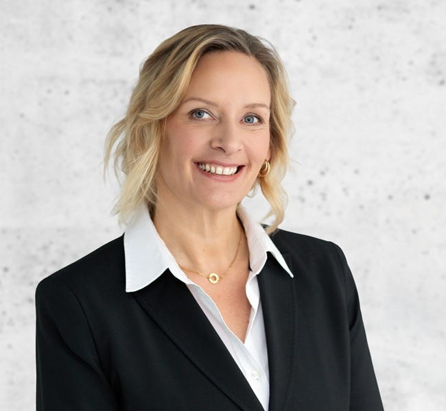 Larissa Normann (Partner)